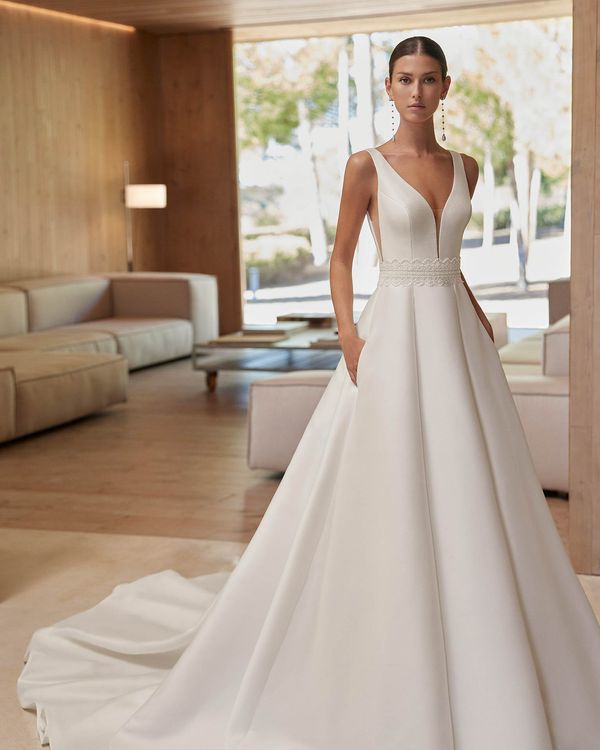 Vestidos de Novia Rosa Clara Elegancia y Diseno Exclusivo