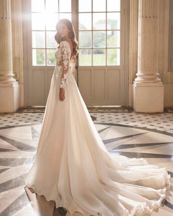 Abito da sposa rosa antico online